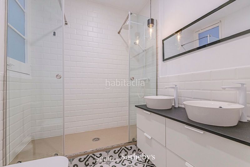 Foto 126bddcc-1004-463f-9361-50bf83e70f60. Apartament amb calefacció a L´Antiga Esquerra de l´Eixample Barcelona
