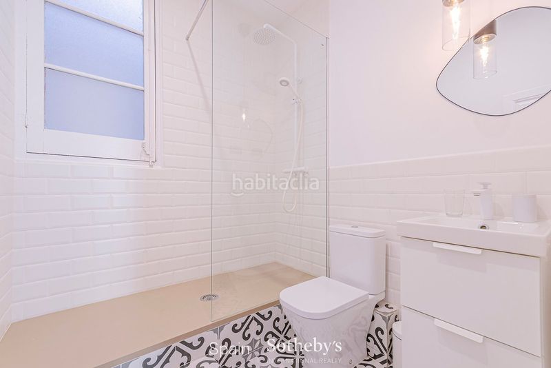Foto bc05ecf4-1a9c-456b-a89a-688ae76d4148. Apartament amb calefacció a L´Antiga Esquerra de l´Eixample Barcelona