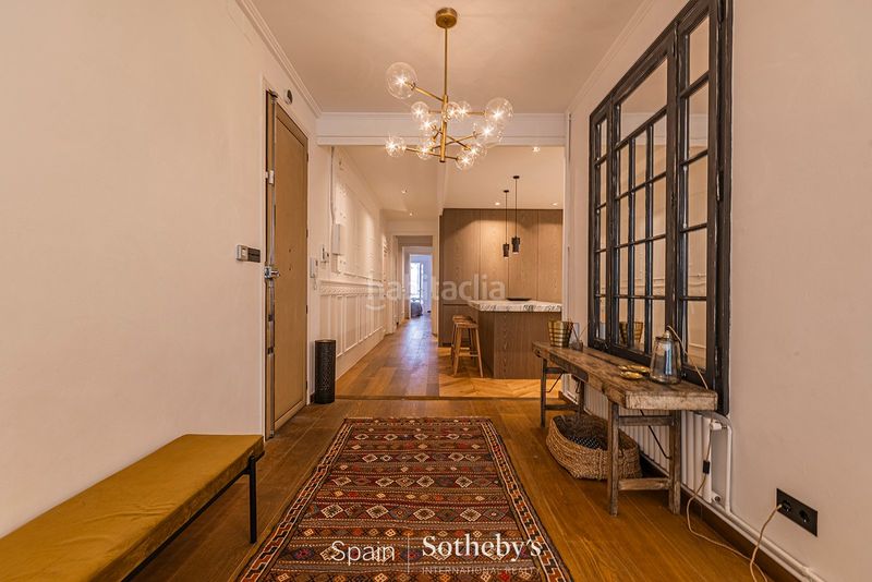 Foto eefc3576-db38-4ee9-b4ba-5bc2dde71254. Apartament amb calefacció a L´Antiga Esquerra de l´Eixample Barcelona