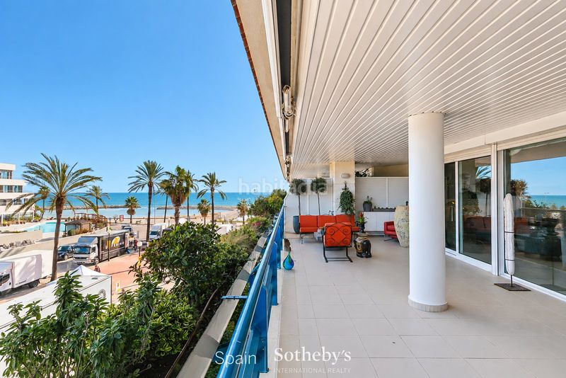 Foto bd2f5c2c-d107-40fc-941d-1acd005187d2. Àtic amb calefacció aparcament piscina a Can Girona - Terramar - Vinyet Sitges