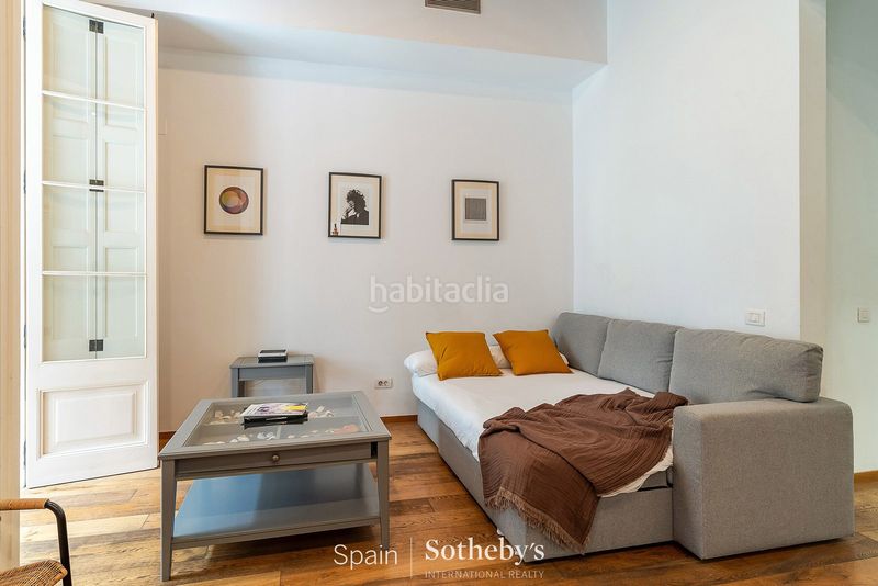 Foto 910e9b73-010a-4e7c-9eca-843151bf3dc0. Apartament amb calefacció a Dreta de l´Eixample Barcelona