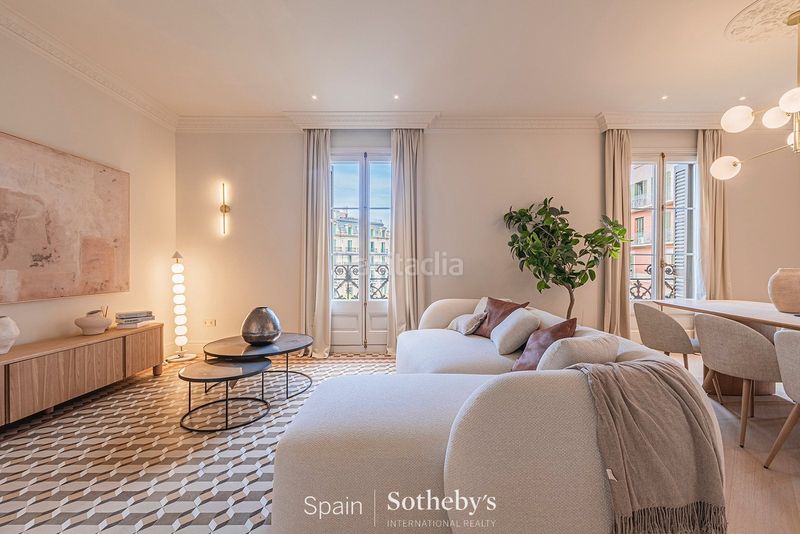 Apartment with heating in Dreta de l´Eixample Barcelona