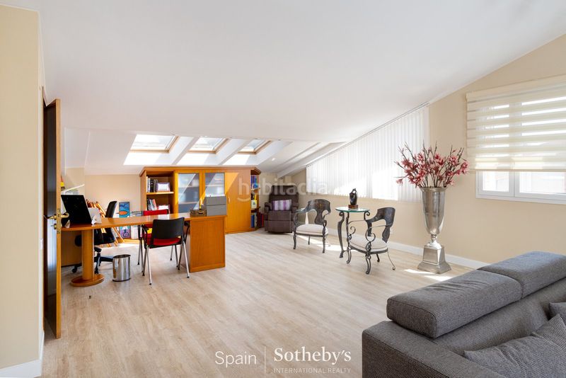 Foto a93ca348-78e5-497b-957a-3fa2c7893883. Casa amb calefacció aparcament piscina a Alella