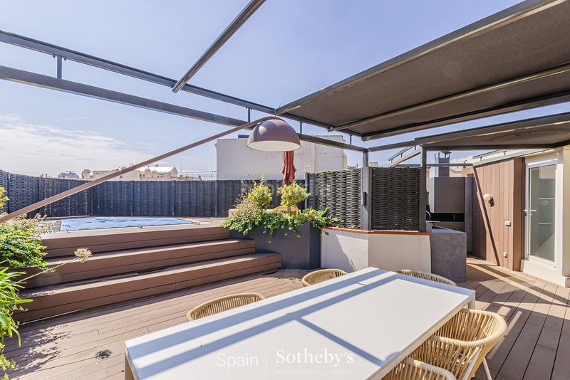 Foto 5f487334-465f-4c2a-8d4f-c368d4268e79. Àtic amb calefacció piscina a Dreta de l´Eixample Barcelona