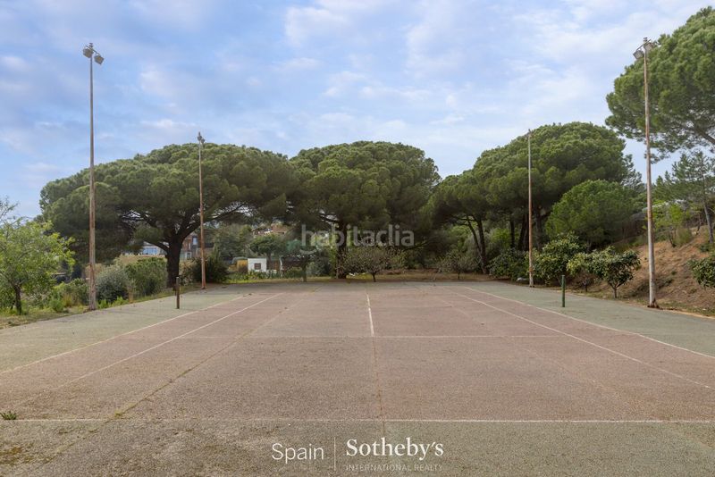Foto e0b57246-55b3-4adc-9704-0580ff878124. Casa amb aparcament piscina a Centre Sant Andreu de Llavaneres