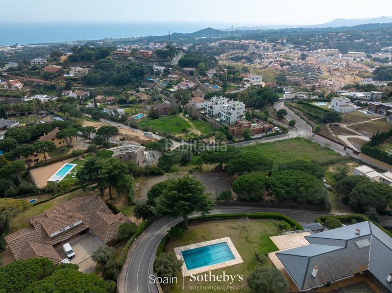 Foto ed187733-cdf9-4bb0-966c-fd1d4e9b98b6. Casa amb aparcament piscina a Centre Sant Andreu de Llavaneres
