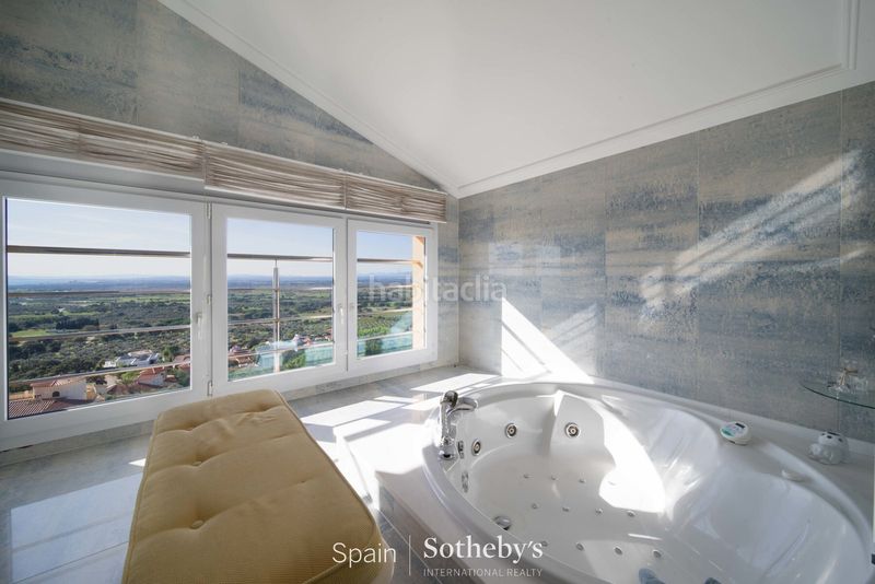 Foto f74737a4-7e03-4240-8db6-bc21208885d7. Casa amb calefacció aparcament piscina a Palau-saverdera