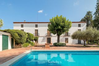 Casa a Castellet i la Gornal