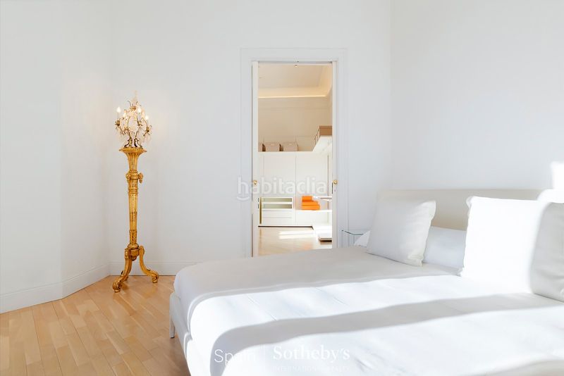 Foto 1a466f31-6c9b-4ea1-b327-049020530131. Apartament amb calefacció a Dreta de l´Eixample Barcelona