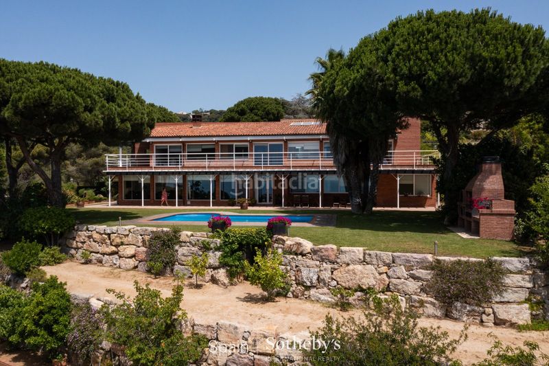 Foto 94025be8-37f2-4583-91b2-cd8cbeb58402. Casa amb calefacció aparcament piscina a Cabrils