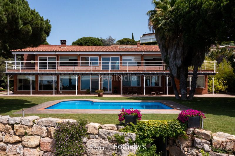 Foto bd34c2c6-4096-4f96-9e84-45e8054c158b. Casa amb calefacció aparcament piscina a Cabrils