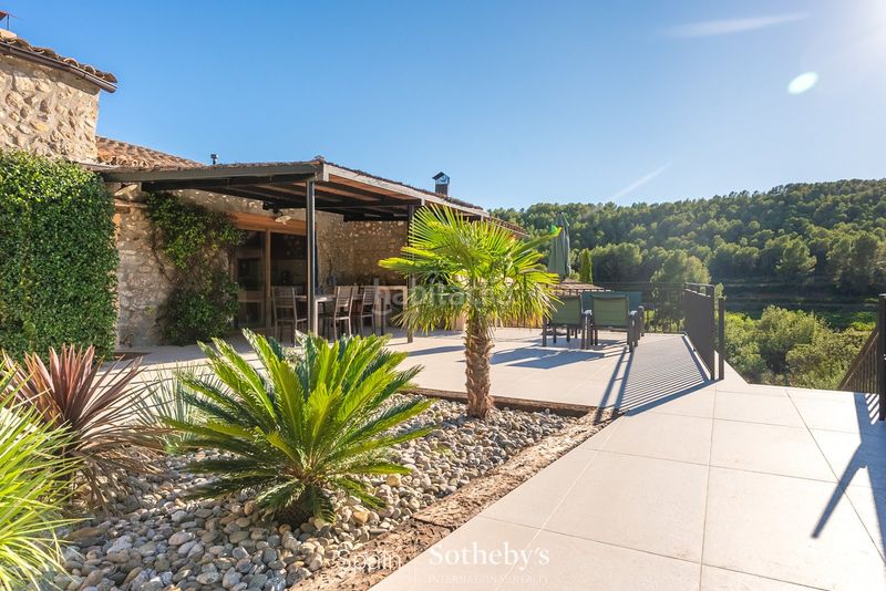 Foto 4e90c91c-c3a6-4280-a758-47eb1f09d0ab. Casa amb calefacció aparcament piscina a Torrelles de Foix