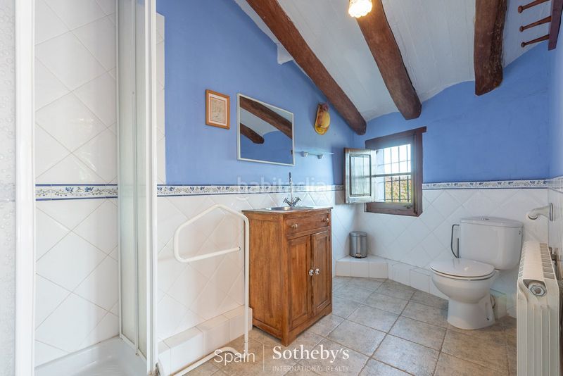 Foto fda6eb5c-b0dc-40f0-bc13-27092402657a. Casa amb calefacció aparcament piscina a Torrelles de Foix