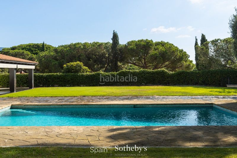 Foto 01d091fb-77c6-4c39-a6fa-8c1cdaf2c560. Casa amb calefacció aparcament piscina a Canafort-El Puntó Sant Andreu de Llavaneres