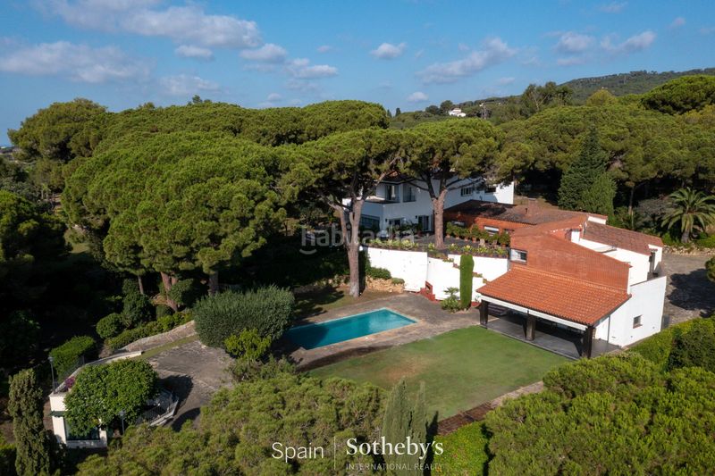 Foto 0c58b765-e166-4fb2-b9a9-286f1a98c000. Casa amb calefacció aparcament piscina a Canafort-El Puntó Sant Andreu de Llavaneres