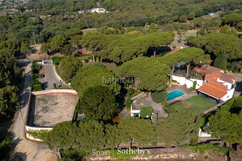 Foto 0ce3ac41-b3d3-4164-b8fa-91418622a1bf. Casa amb calefacció aparcament piscina a Canafort-El Puntó Sant Andreu de Llavaneres