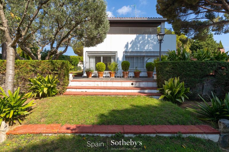 Foto 4cb0962c-7787-42a0-ab77-5ae38fa81282. Casa amb calefacció aparcament piscina a Canafort-El Puntó Sant Andreu de Llavaneres