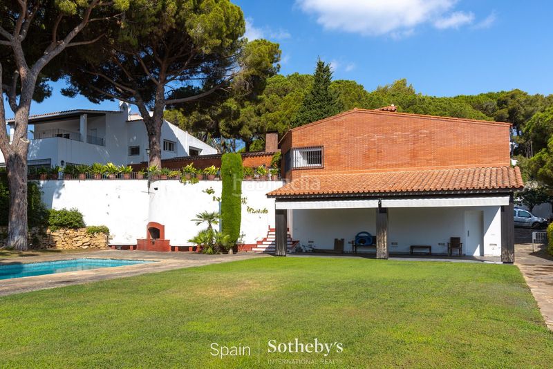 Foto 6453b7c9-669a-4e9f-8dc6-5e4a04d0f401. Casa amb calefacció aparcament piscina a Canafort-El Puntó Sant Andreu de Llavaneres
