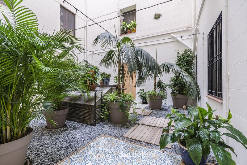 Foto 0eb1237b-59ff-4e6f-b2da-f535b21aad3c. Apartament amb calefacció a St. Pere - Sta. Caterina - El Born Barcelona
