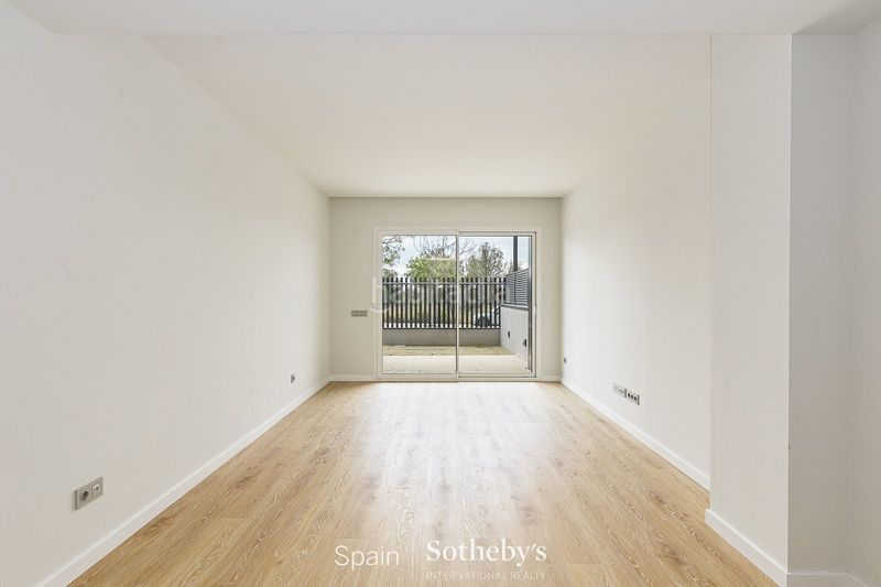 Foto 45ba8df5-49d7-41c9-aefb-5edfef00bddd. Apartament amb calefacció aparcament piscina a La Plana Sitges