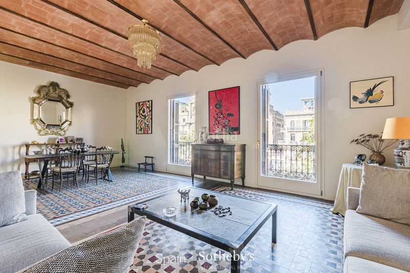 Foto 4a3a130d-bf52-4d1c-9264-99438d7e3885. Apartament amb calefacció a Dreta de l´Eixample Barcelona