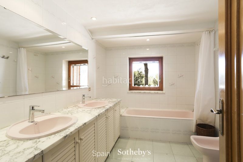 Foto 8d6f1a4e-bd63-422c-a73f-43cd99da1e21. Casa amb calefacció aparcament piscina a Puigdàlber