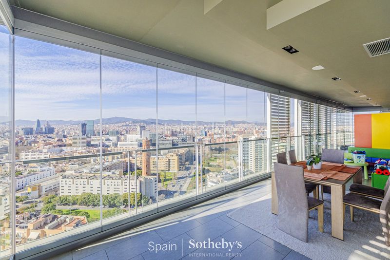 Foto 3304a471-aa08-4abc-8f21-b742049024d0. Apartament amb calefacció aparcament piscina a Diagonal Mar i el Front Marítim del Poblenou Barcelona