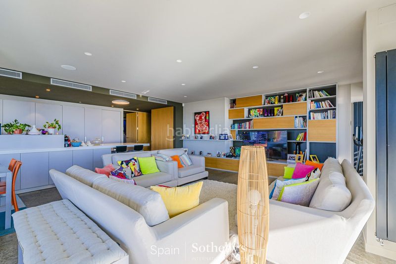 Foto a13ba470-2454-4bb8-b1bb-891e6ca8685a. Apartament amb calefacció aparcament piscina a Diagonal Mar i el Front Marítim del Poblenou Barcelona