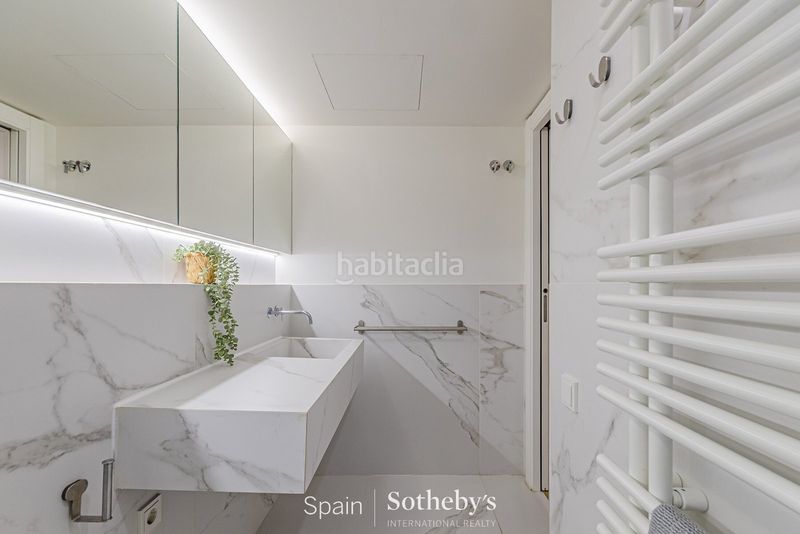 Foto 20959aa2-0bd8-4567-80dd-b7ce135cd1ed. Apartament amb calefacció a Raval Barcelona