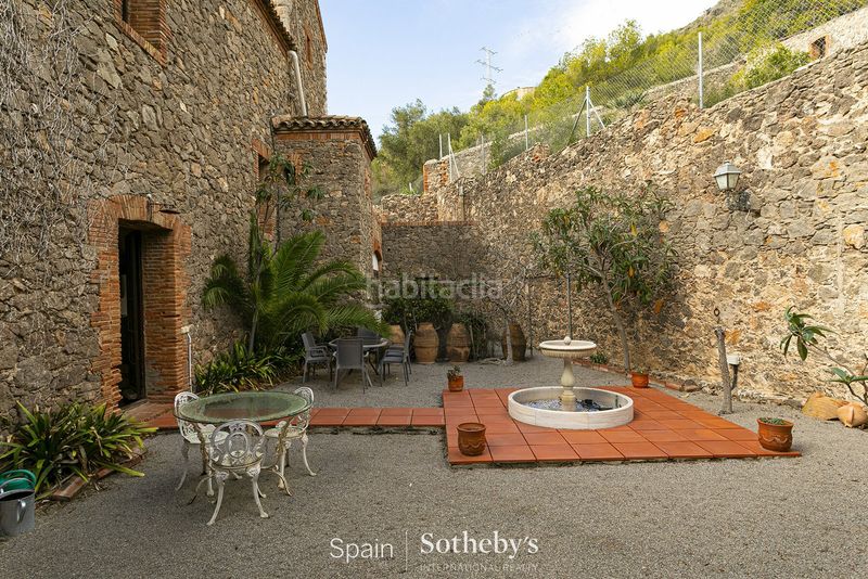 Foto c6311c8f-6637-4833-af04-45fae7d6c851. Casa amb calefacció aparcament piscina a El Poal Castelldefels