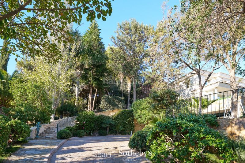 Foto 5f467061-97b6-4a21-8ce8-59e8d78d480d. Casa amb calefacció aparcament piscina a Can Girona - Terramar - Vinyet Sitges