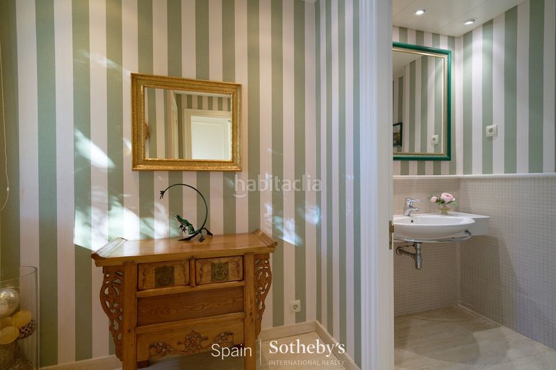 Foto 8fb166aa-aeb7-4ba8-b1bc-67c0465ffad3. Casa amb calefacció aparcament piscina a Can Girona - Terramar - Vinyet Sitges