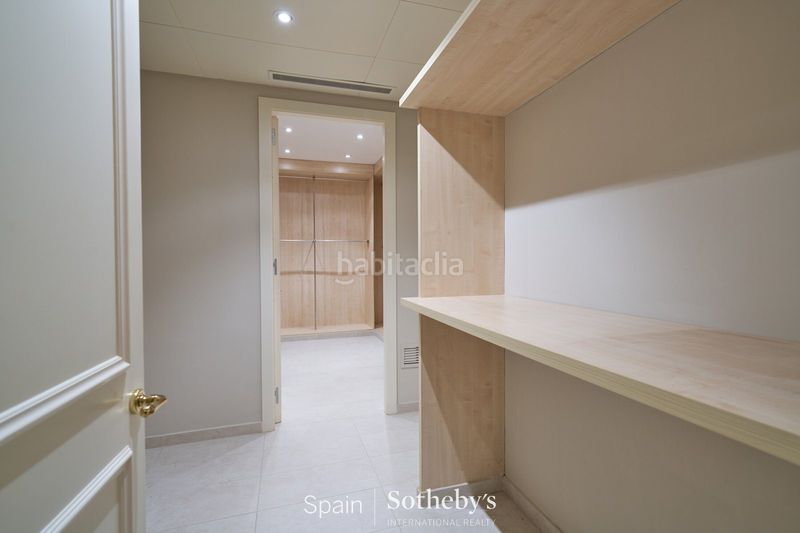 Foto a139eb5e-c624-4398-b608-3e3d8cd6a107. Casa amb calefacció aparcament piscina a Can Girona - Terramar - Vinyet Sitges
