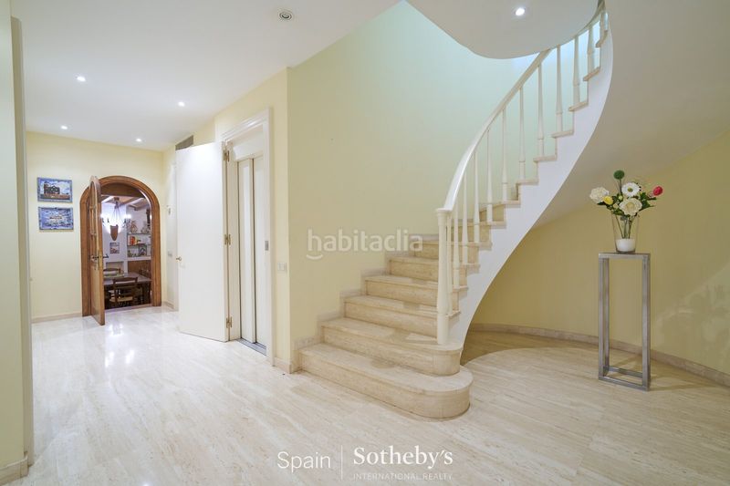 Foto b4e062c5-3899-4e99-8de6-e1f893765a5c. Casa amb calefacció aparcament piscina a Can Girona - Terramar - Vinyet Sitges