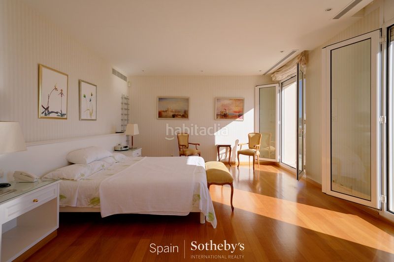 Foto cb128805-7faa-4a53-82e2-ea8379480b66. Casa amb calefacció aparcament piscina a Can Girona - Terramar - Vinyet Sitges