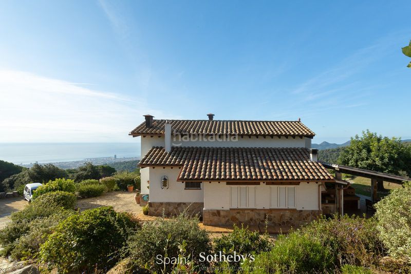 Foto 13b90ec8-e508-412d-8ae9-91b0a1ae1c9b. Casa amb calefacció aparcament a Urbanitzacions Mataró