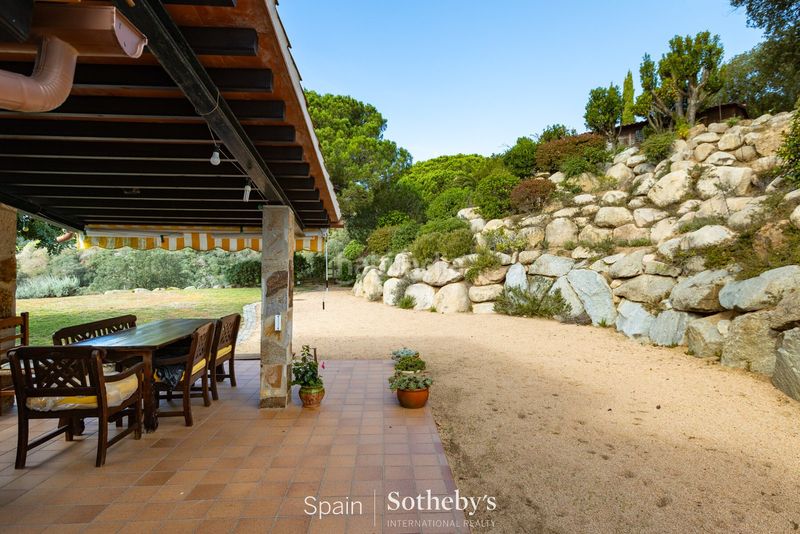 Foto a8d1f02e-6491-4d03-89a1-ce83e9c9908a. Casa amb calefacció aparcament a Urbanitzacions Mataró