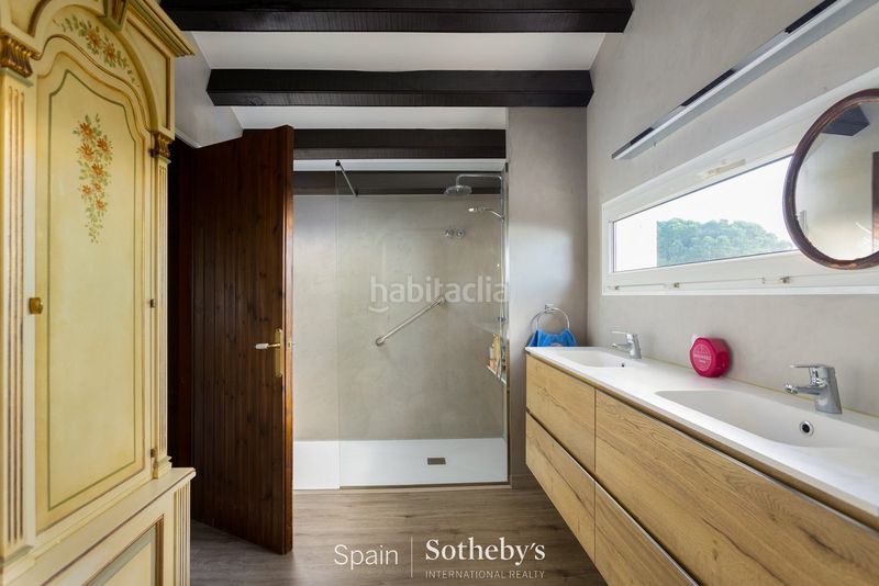 Foto f5dc58bb-52d2-41a2-b7ab-ccad5b886e26. Casa amb calefacció aparcament a Urbanitzacions Mataró
