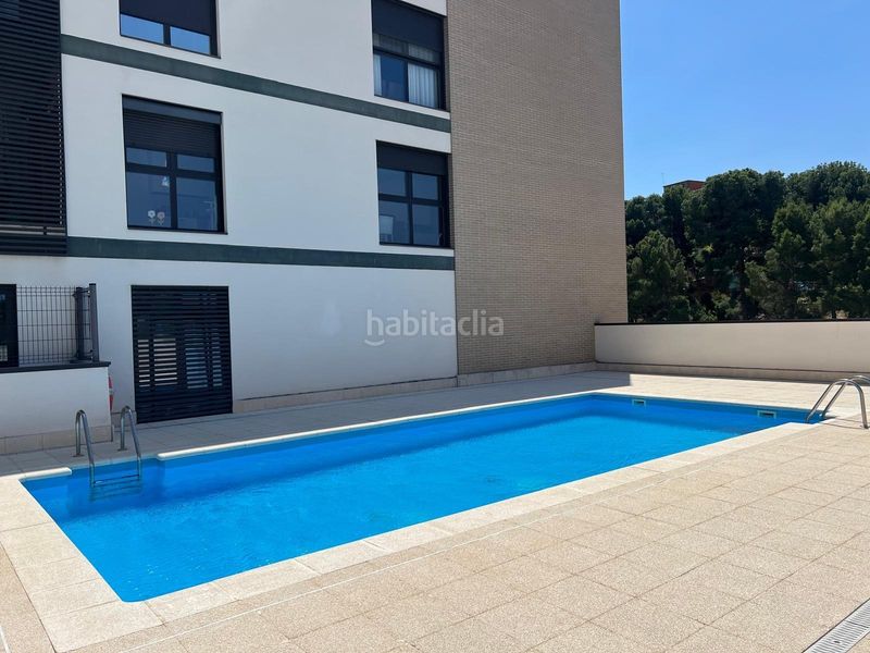 Foto 0fd2f288-bdc0-49b3-8109-71b93fe29399. Pis amb calefacció aparcament piscina a Oliver Zaragoza