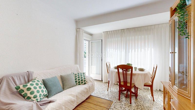 Foto 076c90a8-f627-4dd2-80ad-5d034065c841. Flat with heating in Romareda Zaragoza
