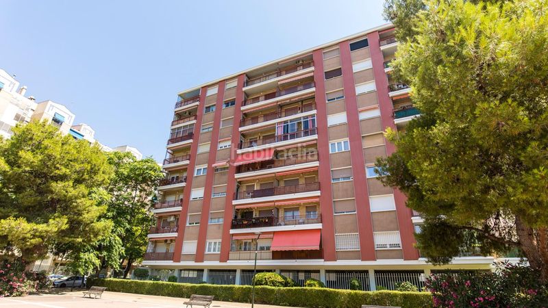 Foto 5c6107b3-cf9a-47a7-aece-deb4a5a7ac63. Flat with heating in Romareda Zaragoza