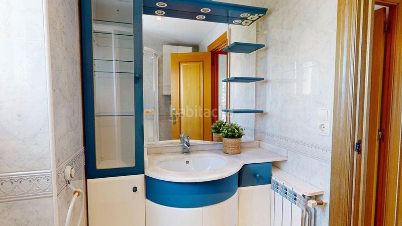 Foto 63df620d-ef06-4bd5-b8e2-2b92f32341cd. Flat with heating in Romareda Zaragoza