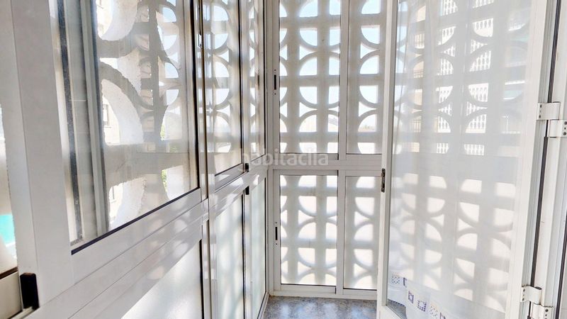 Foto 7272fbbb-bfc7-4ab3-9f6e-3594e970a8ac. Flat with heating in Romareda Zaragoza