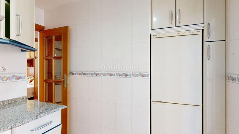 Foto dcbb4f42-5838-4ea0-8c3f-da531762321c. Flat with heating in Romareda Zaragoza