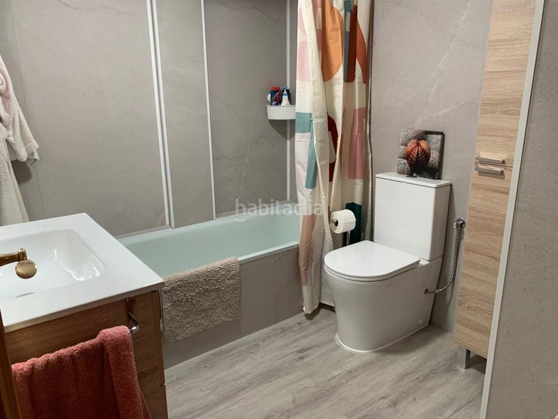 Foto b426dccf-b1b1-4049-87d1-4aaef155487e. Casa adossada amb calefacció aparcament a Santa Isabel Zaragoza