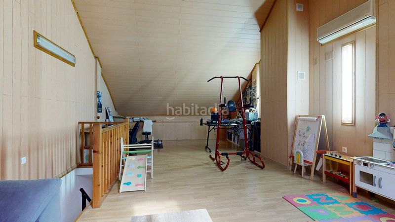 Foto c358bdaf-e326-4b2a-b3d2-1e9b559b5001. Casa adossada amb calefacció aparcament a Santa Isabel Zaragoza