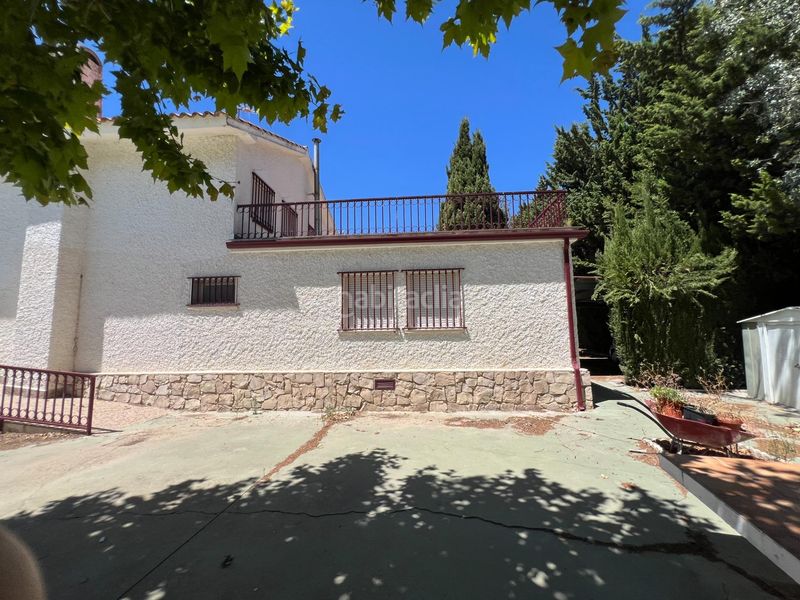 Foto cce003a8-befd-4ab0-9058-37b97a2259f7. Casa en Cartuja Baja Zaragoza