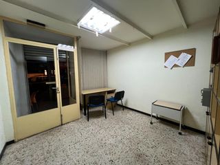 Geschäftsraum in Calle ballesteros, florentino 11