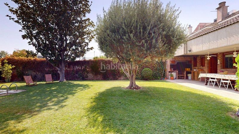 Foto 1a4188ad-dd53-4cef-9973-5a3fa065b303. Xalet amb calefacció aparcament piscina a La Almozara Zaragoza