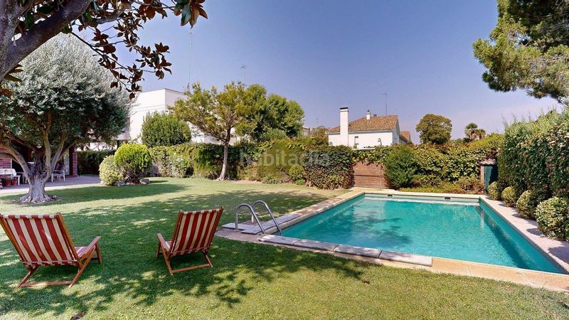 Foto f6ab3158-d393-49ae-9d2f-5ebb369ff51e. Xalet amb calefacció aparcament piscina a La Almozara Zaragoza